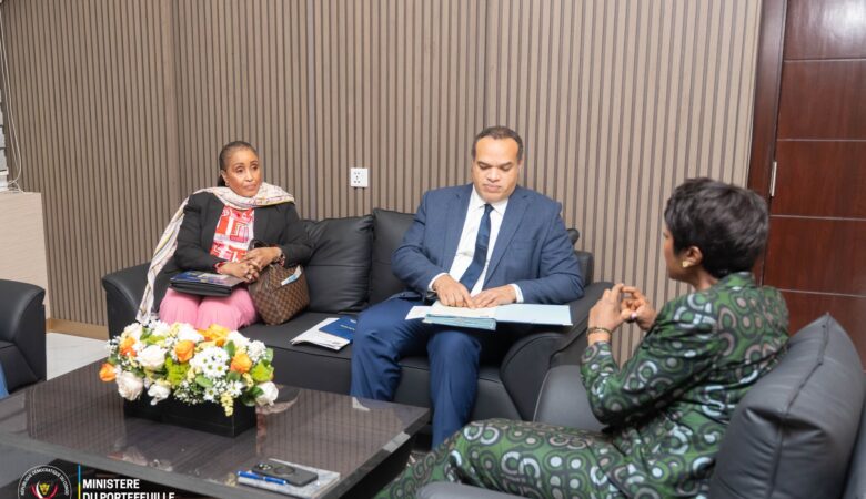 Ministre du Portefeuille, a ouvert la semaine par